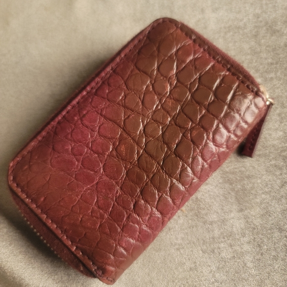Gucci crocodile zipper card case - Picture 7 of 9